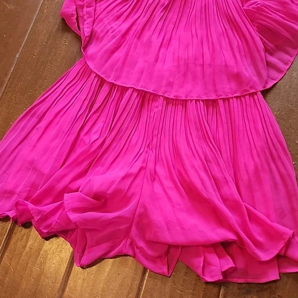 Exlura Women Hot Pink Spaghetti Strap Flowy Romper Shorts Dress Size Small - Picture 8 of 12